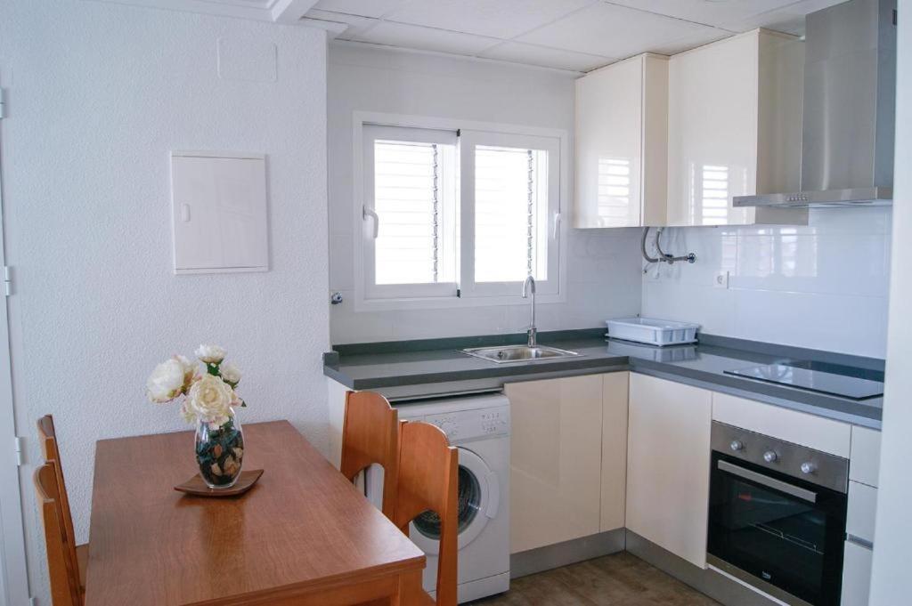 Apartamentos Riviera Beach ปีลาร์ เดลา ออราดาดา ภายนอก รูปภาพ